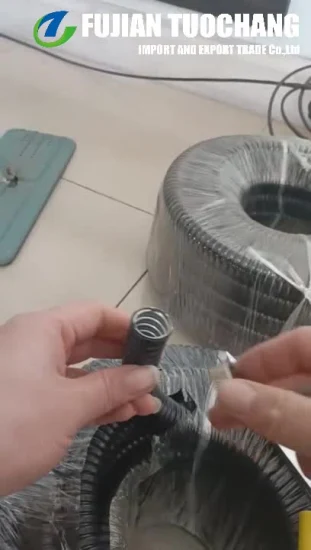 PVC-beschichtetes flexibles Stahlrohr. Flexibles Rohr